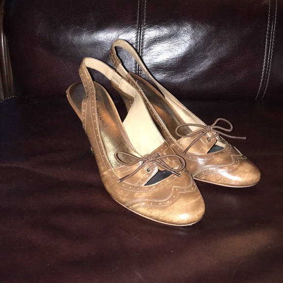 Arturo Chiang Light Brown Sling Back Heels - Picture 3 of 5